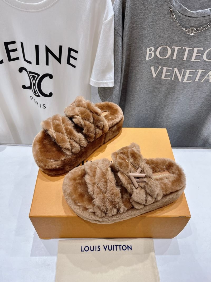 Louis Vuitton Slippers